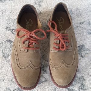 Skechers Lace-up Groovelite Nubuck Shoes